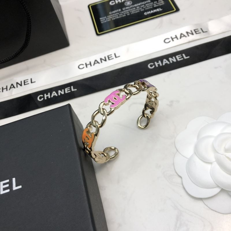 Ch**el bracelets